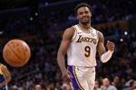 詹姆斯：在经历那次意外后 布朗尼其实本不必这样努力重新打球